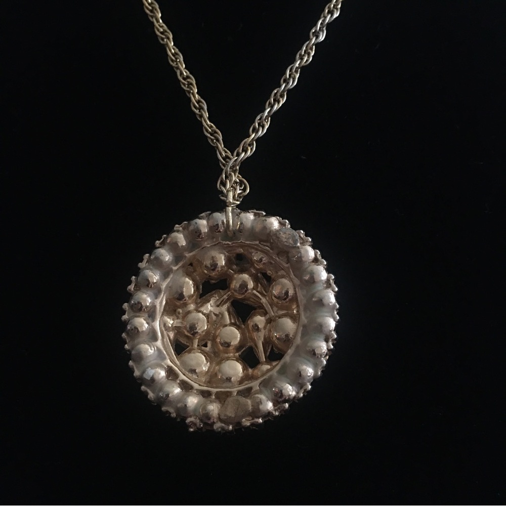 Necklace With Purple Glass Stones - Picture 5 of 7